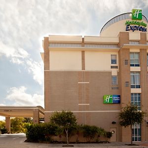 Holiday Inn Express Hotel & Suites San Antonio - Rivercenter Area By Ihg